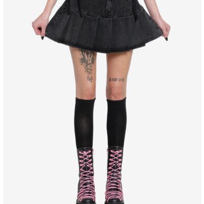 Social Collision Black Lace-Up Pleated Denim Skirt